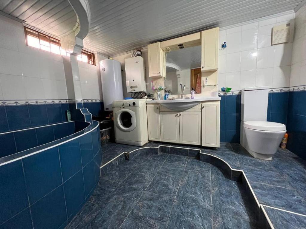 Hotel G I O Samtredia Εξωτερικό φωτογραφία