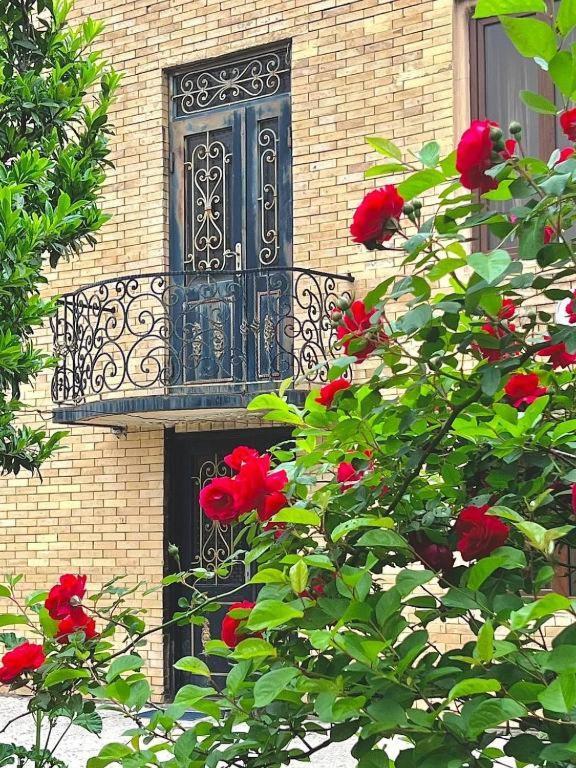 Hotel G I O Samtredia Εξωτερικό φωτογραφία